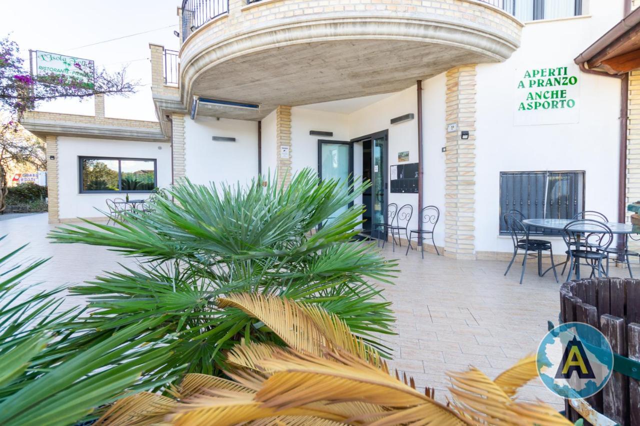 Isola Felice Hotel Silvi Paese Luaran gambar