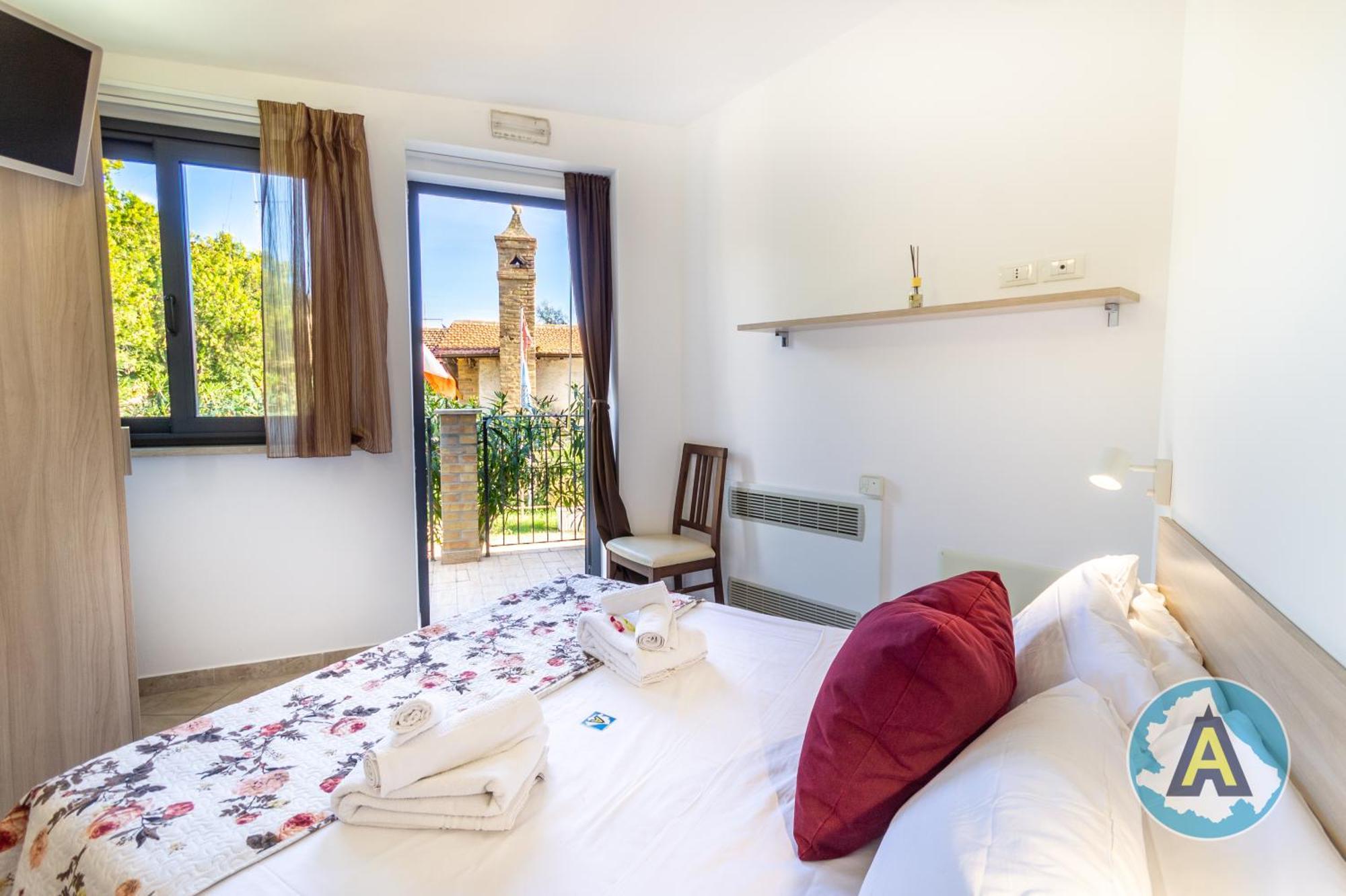 Isola Felice Hotel Silvi Paese Luaran gambar